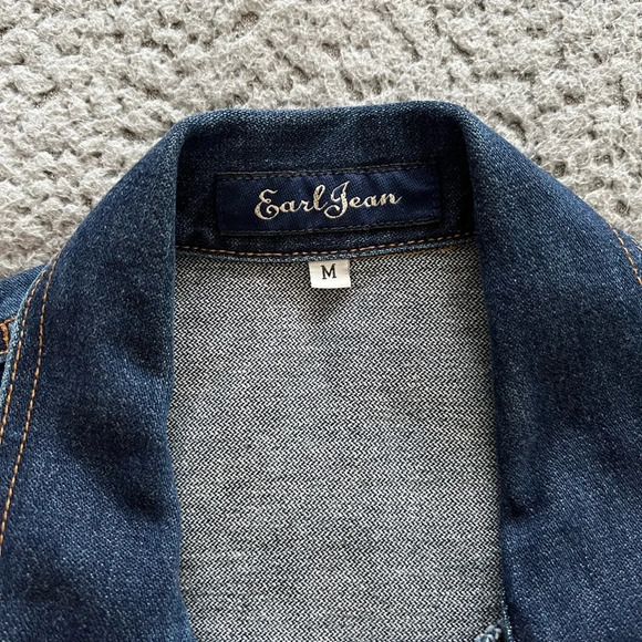 Women’s Blue Earl Jean Denim Jacket in EUC size M - Picture 3 of 6